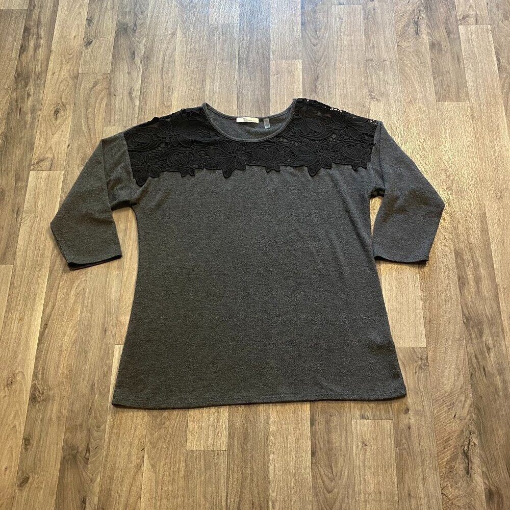 89th & Madison Size Large Lace Blouse Black Gray